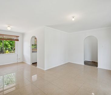 25 Swanley Street, Marangaroo WA 6064 - Photo 4