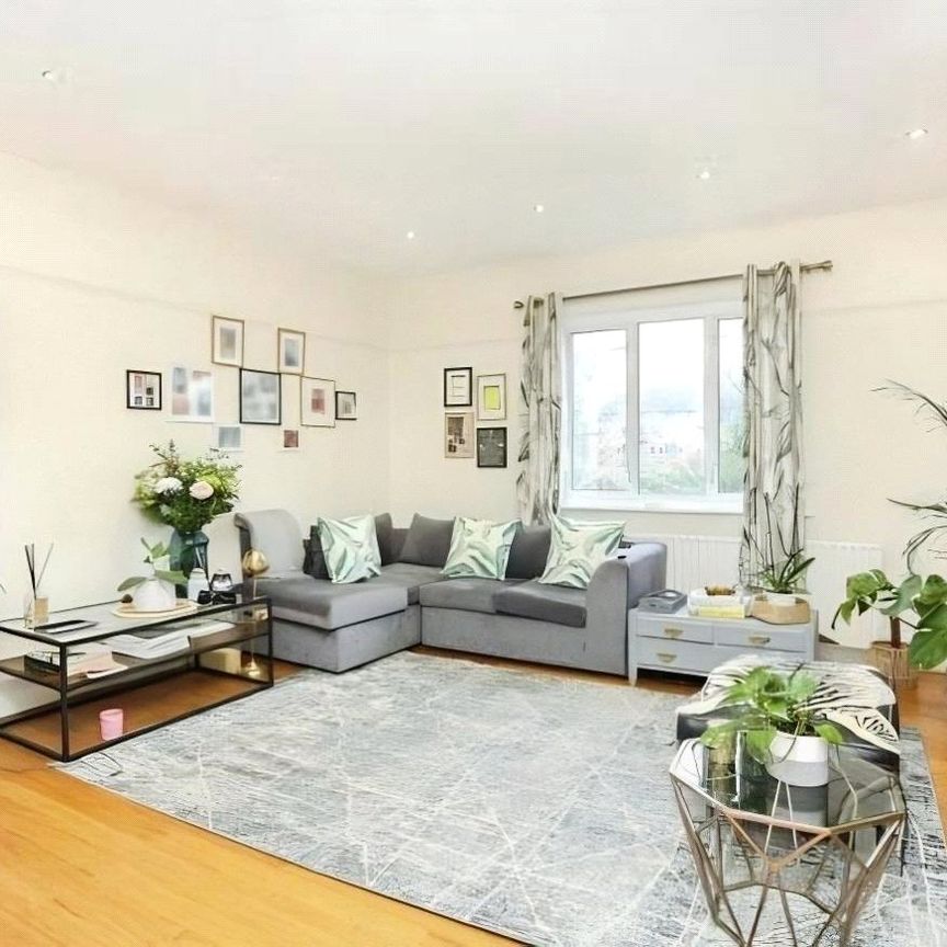 Granville Park, London, SE13 7DX - Photo 1