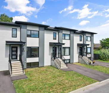 À louer / Maison à étages - Photo 1