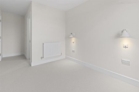 2 bedroom penthouse to rent - Photo 3