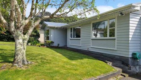 3 brms handy location - Photo 3