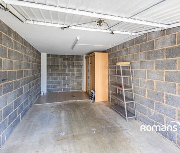 2 bedroom coach house to rent - Photo 4