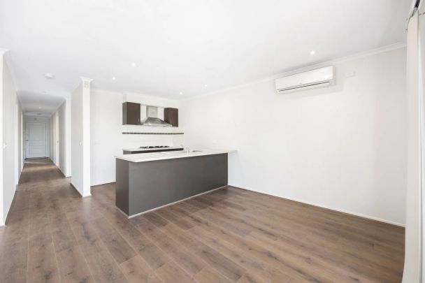 Well-Maintained 3 Bedroom Property - Photo 1