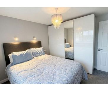 3 bedroom terraced house to rent - Photo 4