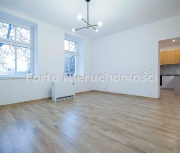 Chorzów, Batory, Plac Nowary - Фото 3