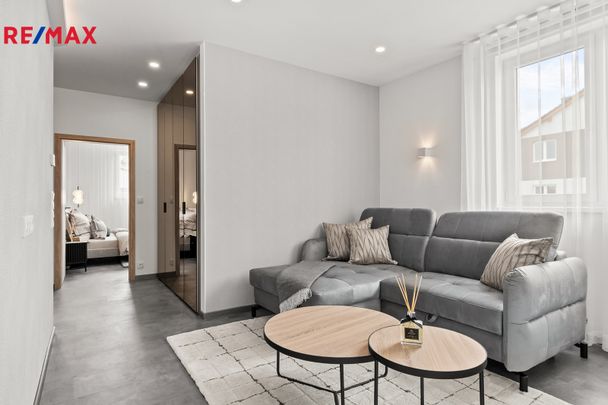 Pronájem bytu 3+kk v osobním vlastnictví 77 m², Vochov - Photo 1