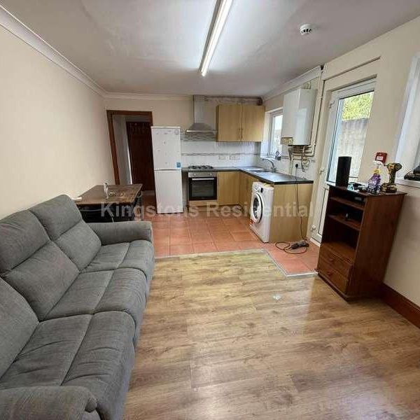 Claude Road, Roath, Cardiff, CF24 - Photo 1