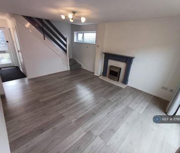 2 bedroom end of terrace house to rent - Photo 3
