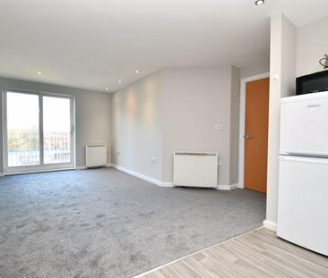 3 bedroom apartment to rent - Photo 1