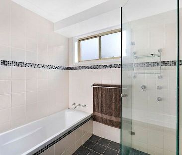 Ideal Family Home in a Convenient Berkeley Vale Location - Photo 2