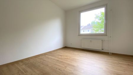 *** Wir modernisieren für Sie! Geräumiger Balkon inklusive! *** - Photo 5