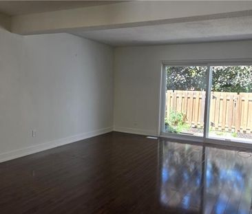 For Lease - 77 Linwell Road Unit# 27, St. Catharines, Ontario - Photo 1