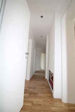 ++4-Zimmer- Wohnung im frisch modernisierten Mehrfamilienhaus++ - Photo 4