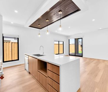 A a stunning brand new 4-bedroom house designed for comfortable liv... - Photo 3