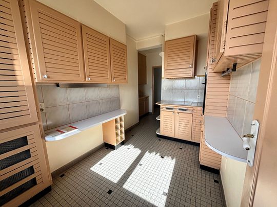 Location Appartement 5 pièces 106m² - Photo 1