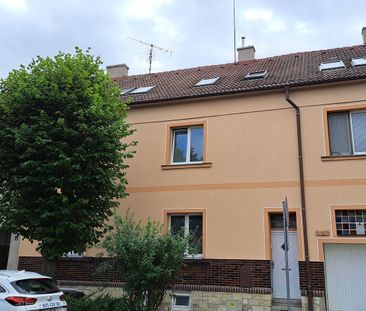 Pronájem bytu 1+kk v osobním vlastnictví 20 m², Louny - Photo 3