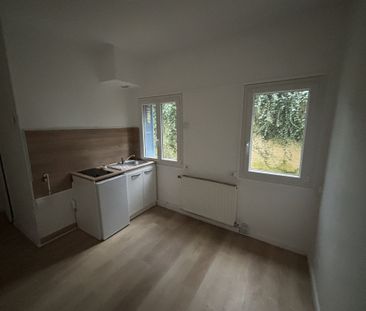 APPARTEMENT T2 NON MEUBLÉ - PROCHE TOUTES COMMODITÉS - Photo 2