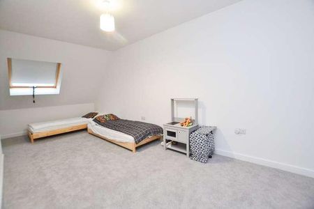 Primrose Lane, Newcastle Great Park, Bedroom Furnished House To Let, NE13 - Photo 2