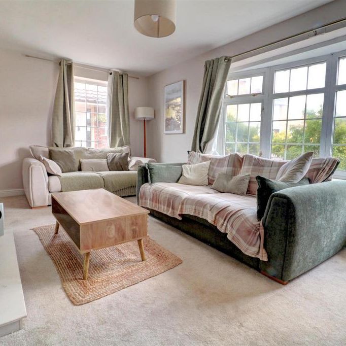3 bedroom semi-detached house to rent - Photo 1
