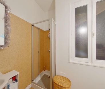 Location Appartement 1 pièce 27m² LA ROCHE POSAY 86270 - Photo 5