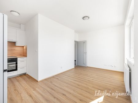 Pronájem bytu 2+kk 45 m² - Photo 2