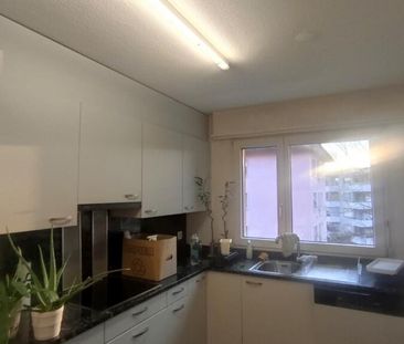 Zentrale und gemütliche Wohnung mit Cheminée - Photo 3