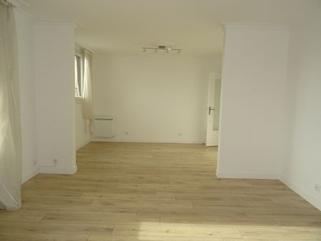 Location Appartement 5 Pièces 104 m² - Photo 4