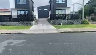 TOWNHOUSE WITH CARPARK PLUS $500 GROCERY/ PETROL - Photo 4