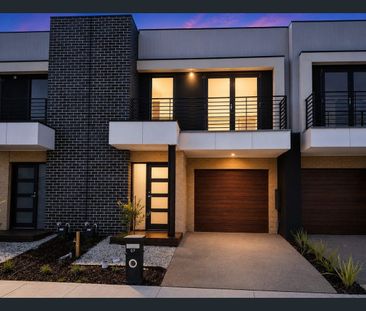 Dream Home with Park and Water Views Frontage - Photo 4