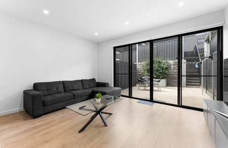 125 Buchanan Drive, Woodforde SA 5072 - House For Rent | Domain - Photo 2