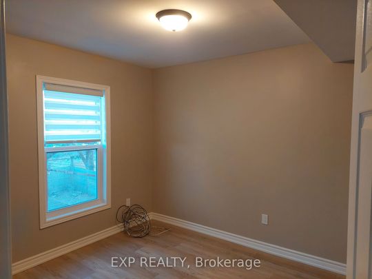 Detached Home For Lease | X8146730 - Photo 1