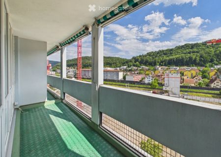 Helle 4.5-Zimmer-Wohnung im 10. OG in Baden - Photo 3