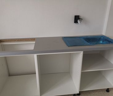 T1 - Photo 1