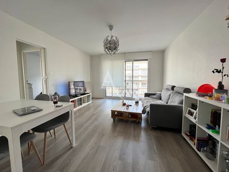 Location Appartement 2 pièces 57m² - Photo 2