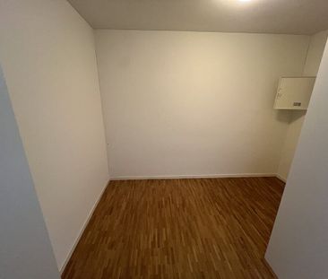 1 Monat Mietzinsfrei! Moderne 2.0 Zimmerwohnung sucht Sie! - Foto 2