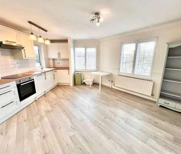 Lundy Close, Southend-on-sea, Essex, SS2 - Photo 4