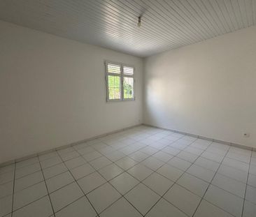 T3 avec terrasse à Fond Lada - Fort de France - Photo 2