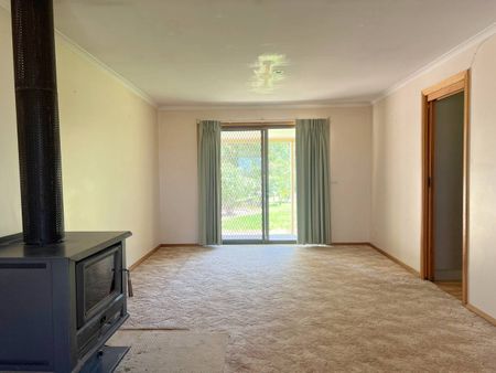 Riverside retreat - Photo 3