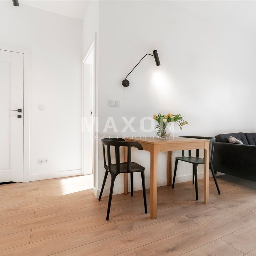 Dwupokojowe z garażem. - Zdjęcie 1