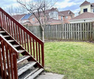 For Lease - 65 Warren Bradley Street, Markham, Ontario - Photo 2