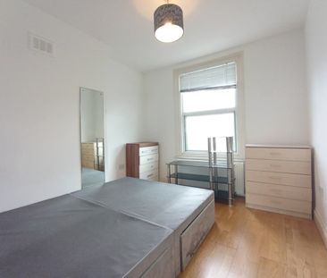 2 Bed Flat, White Hart Lane, N17 - Photo 4