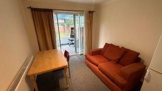 4 bedroom semi-detached house to rent - Photo 1