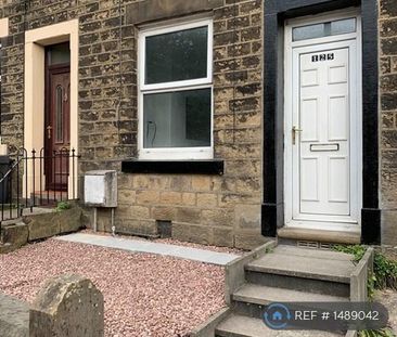 2 bedroom terraced house to rent - Photo 4