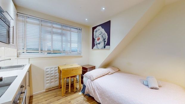 Studio Flat, High Road, NW10 - Photo 1