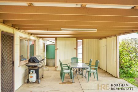 4 Bedrooms Central - Photo 5