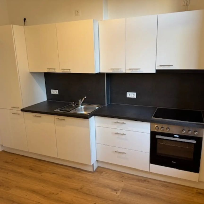 ERSTBEZUG NACH SANIERUNG I 3-Zimmer-Wohnung - Photo 1