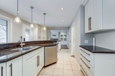 For Lease - 120 Blyth Crescent, Oakville, Ontario - Photo 5