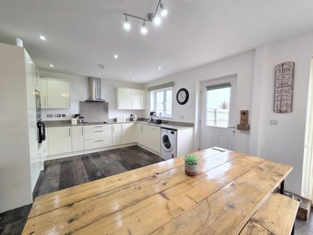 Quintrell Downs, NEWQUAY, TR8 - Photo 4