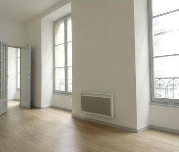 Location Appartement 1 pièce 24m² BORDEAUX 33000 - Photo 1