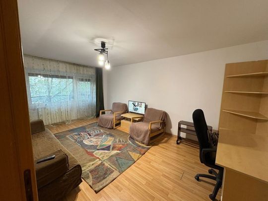 Unirii etaj 2 decomandat - Fotografie 1